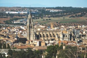 Lee más sobre el artículo Catedral de Toledo y el engaño detrás de su origen