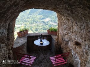 Lee más sobre el artículo Civita di Bagnoregio: La ciudad encantada que se desvanece en el tiempo
