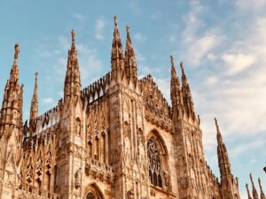 Lee más sobre el artículo El Duomo de Milán: ¿Construcción récord? Todo lo contrario